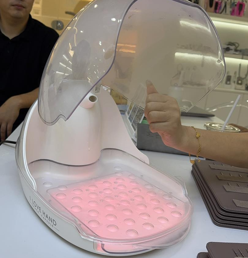 Cabina de Spa Inteligente FARONAE – Exclusividad y Tecnología para el Cuidado Perfecto