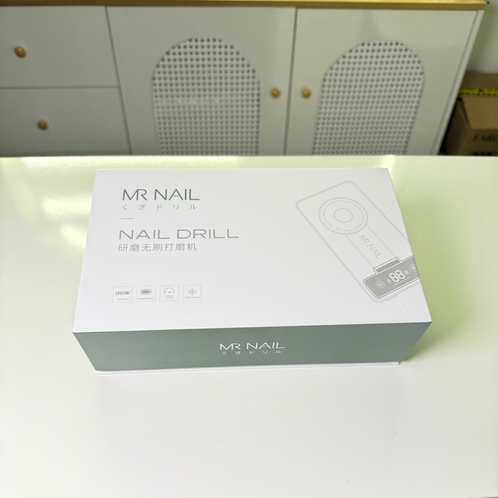 Set Profesional de Pinceles para Uñas MR NAIL – 12 piezas con estuche de madera